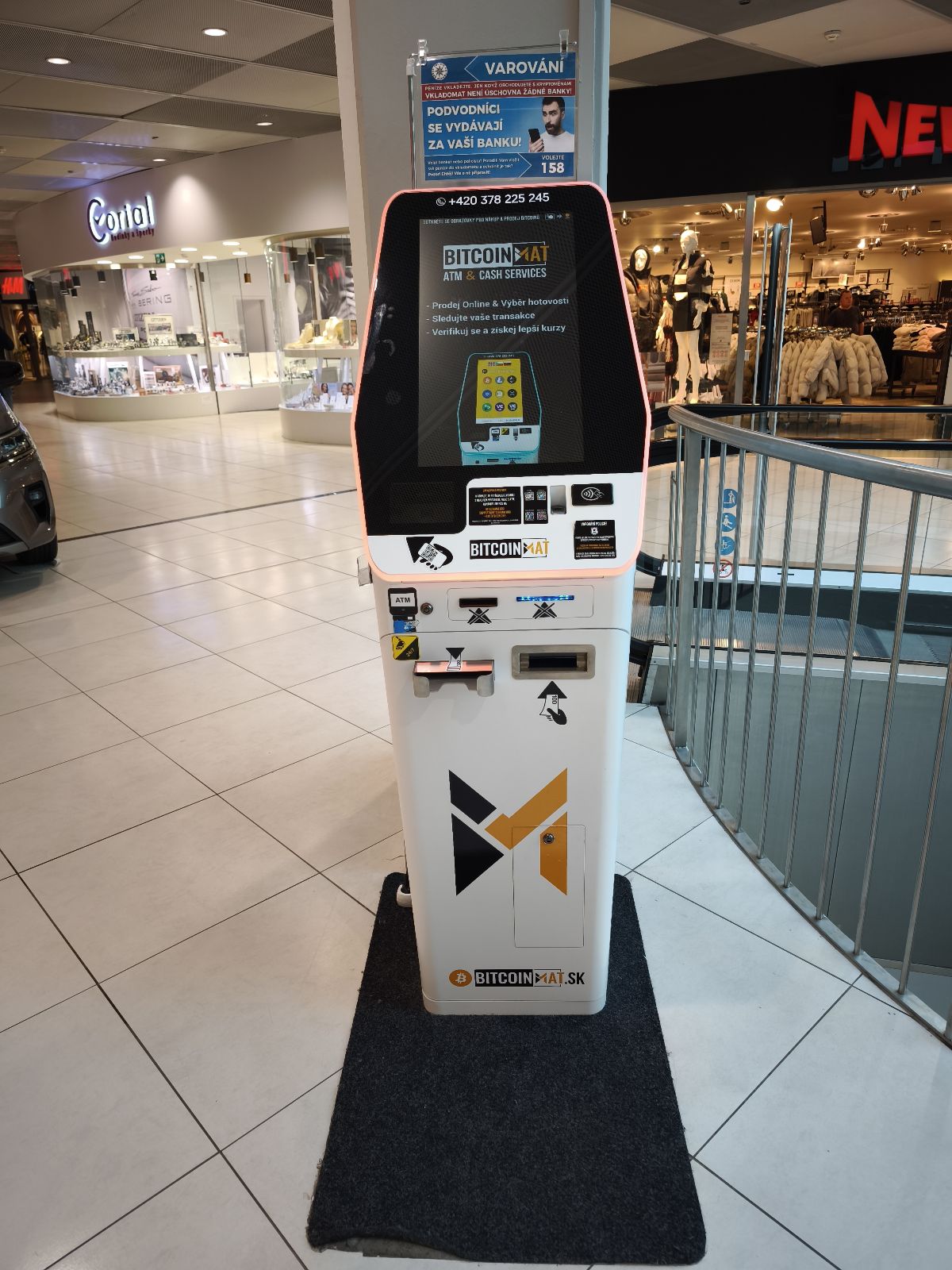 Bitcoinmat Prague | OC Šestka | Covered machine | Come on